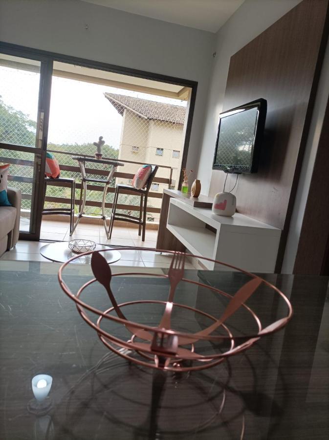 Aldeia Do Lago: Lakeside Apartment with Modern Kitchen and Pool Access Caldas Novas Exterior photo